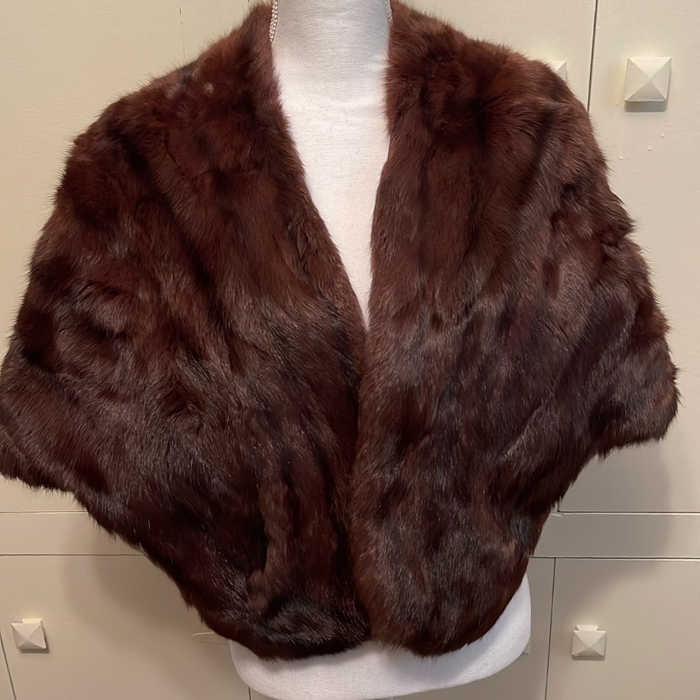 Mink Stole EUC